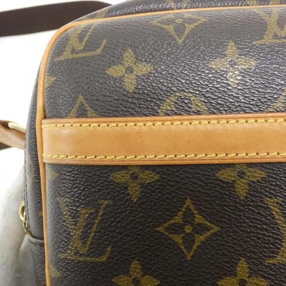 LOUIS VUITTON Brown Monogram Shoulder Bag - Picture 4 of 10